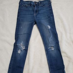 Holister super skinny jeans, distressed, 0 short